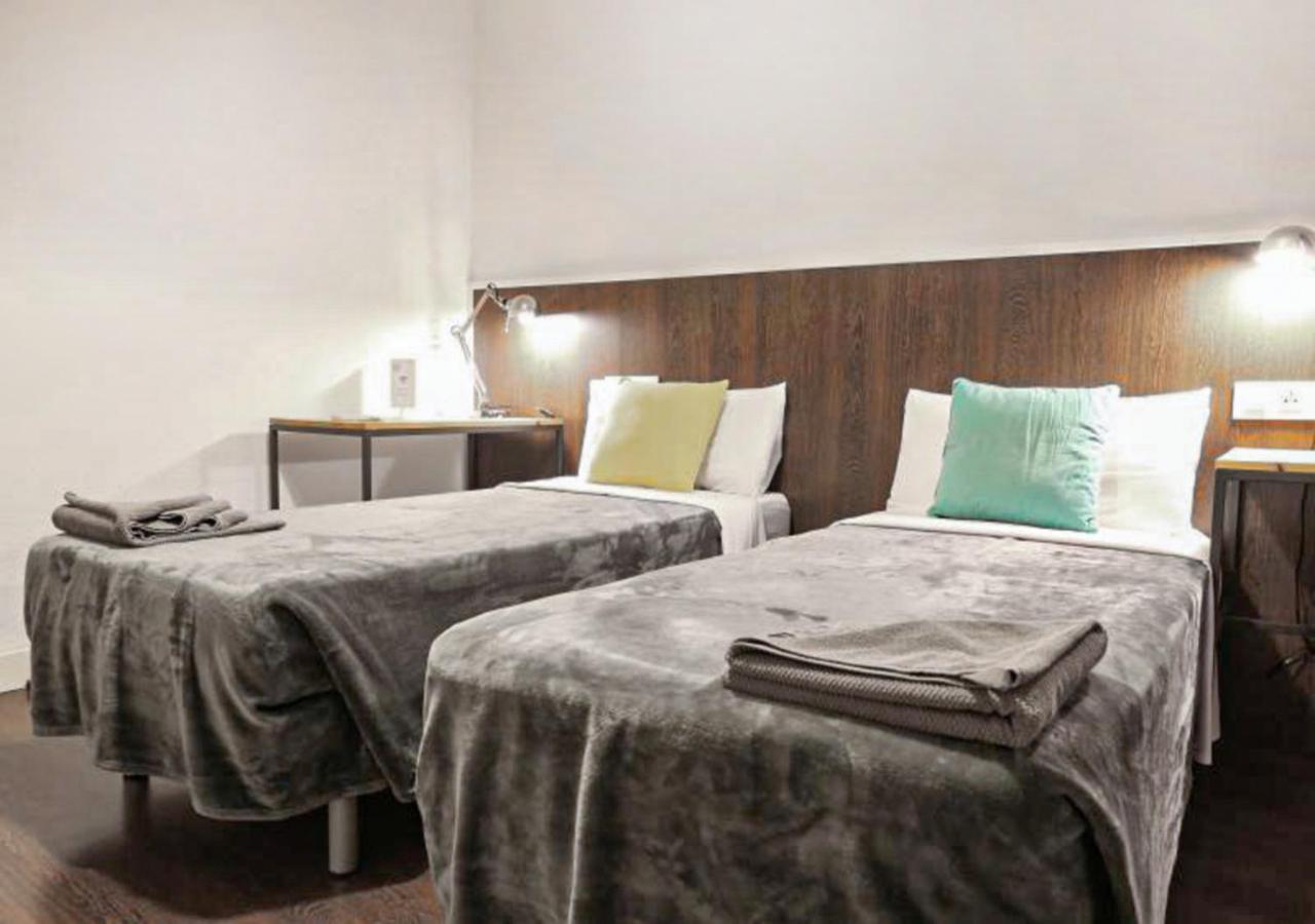 Coimpact Coliving Bruc Hostel Barcelona Exterior photo